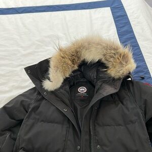 Women’s Medium Black Canada Goose Shelburne Parka Heritage $1775 New